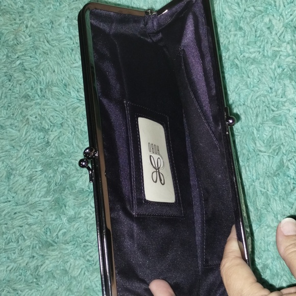 HOBO Glam Mavis Leather Snakeskin Print Clutch - Picture 9 of 10